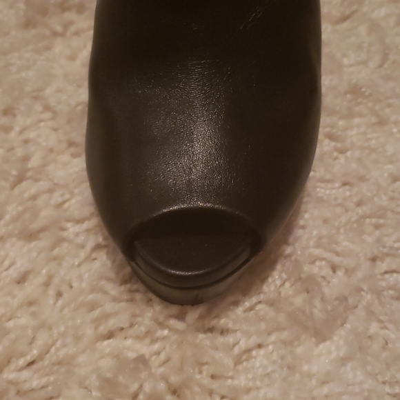 GUCCI Sexayyy peep toe bootie - Picture 5 of 16